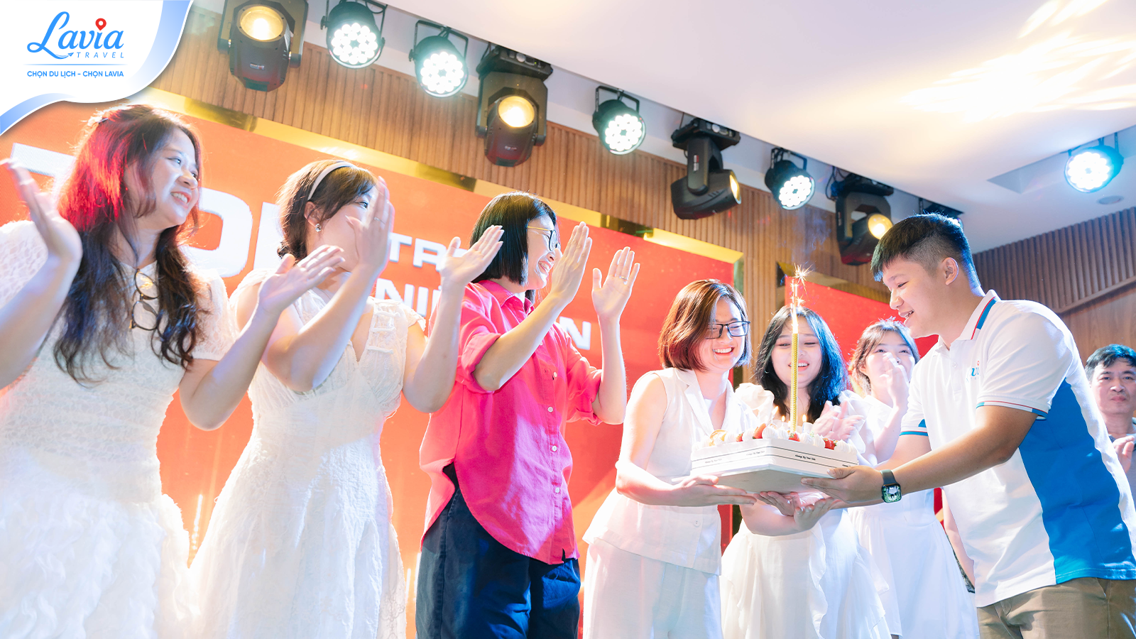 Gala Dinner – Đêm Hội Của Niềm Tin Và Gắn Kết