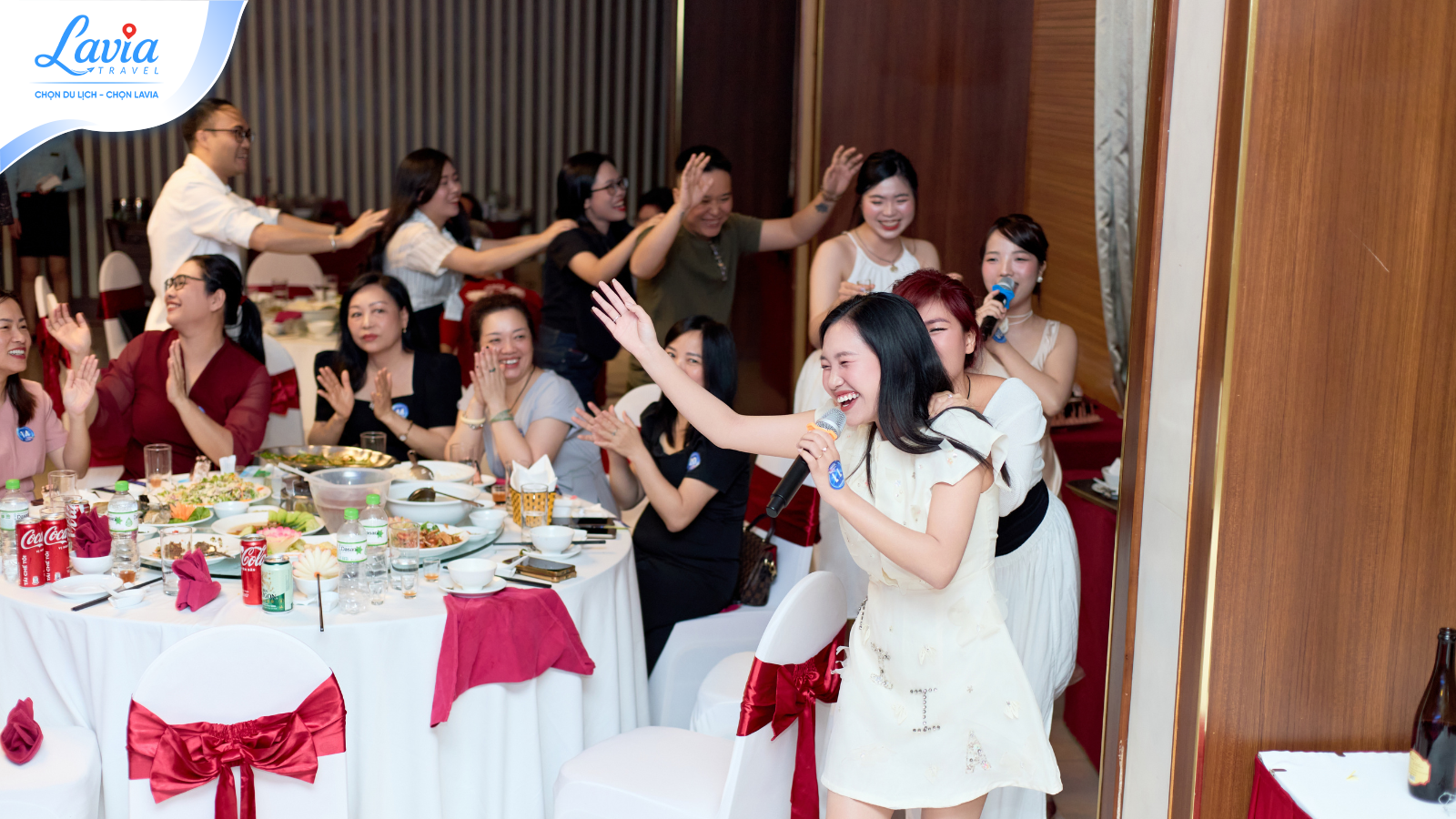 SÔI ĐỘNG VỚI NHỮNG HOẠT ĐỘNG GIAO LƯU VÀ KẾT NỐI