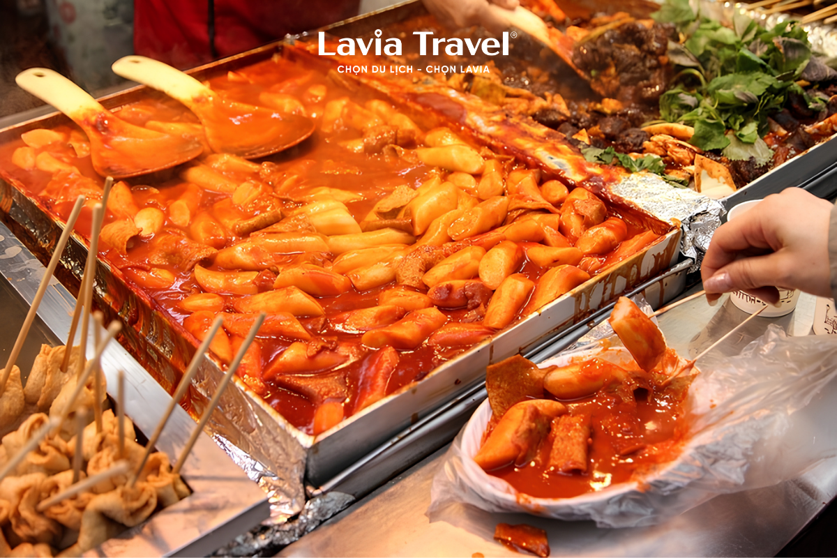 Tokbokki - Bánh gạo cay Hàn Quốc