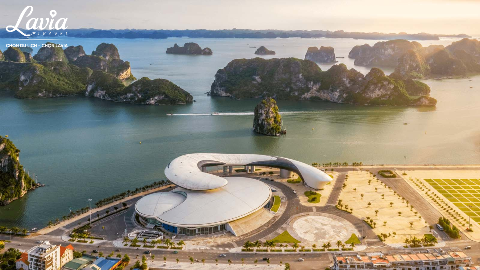 Hệ sinh thái du lịch hoàn thiện còn thể hiện ở sự liên kết giữa các dịch vụ