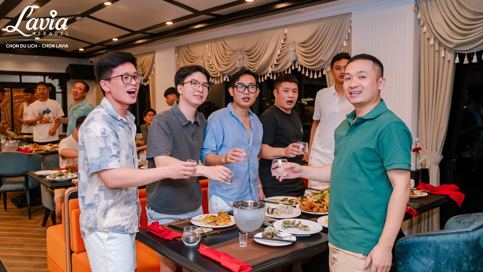 Nhà hàng xịn xò du khách ưa thích 